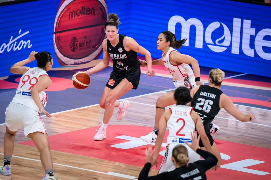 南宫28娱乐今夜菲尼克斯太阳备战CBA季后赛；回应争议细节曝光；悬念犹存；更衣室氛围转暖的简单介绍