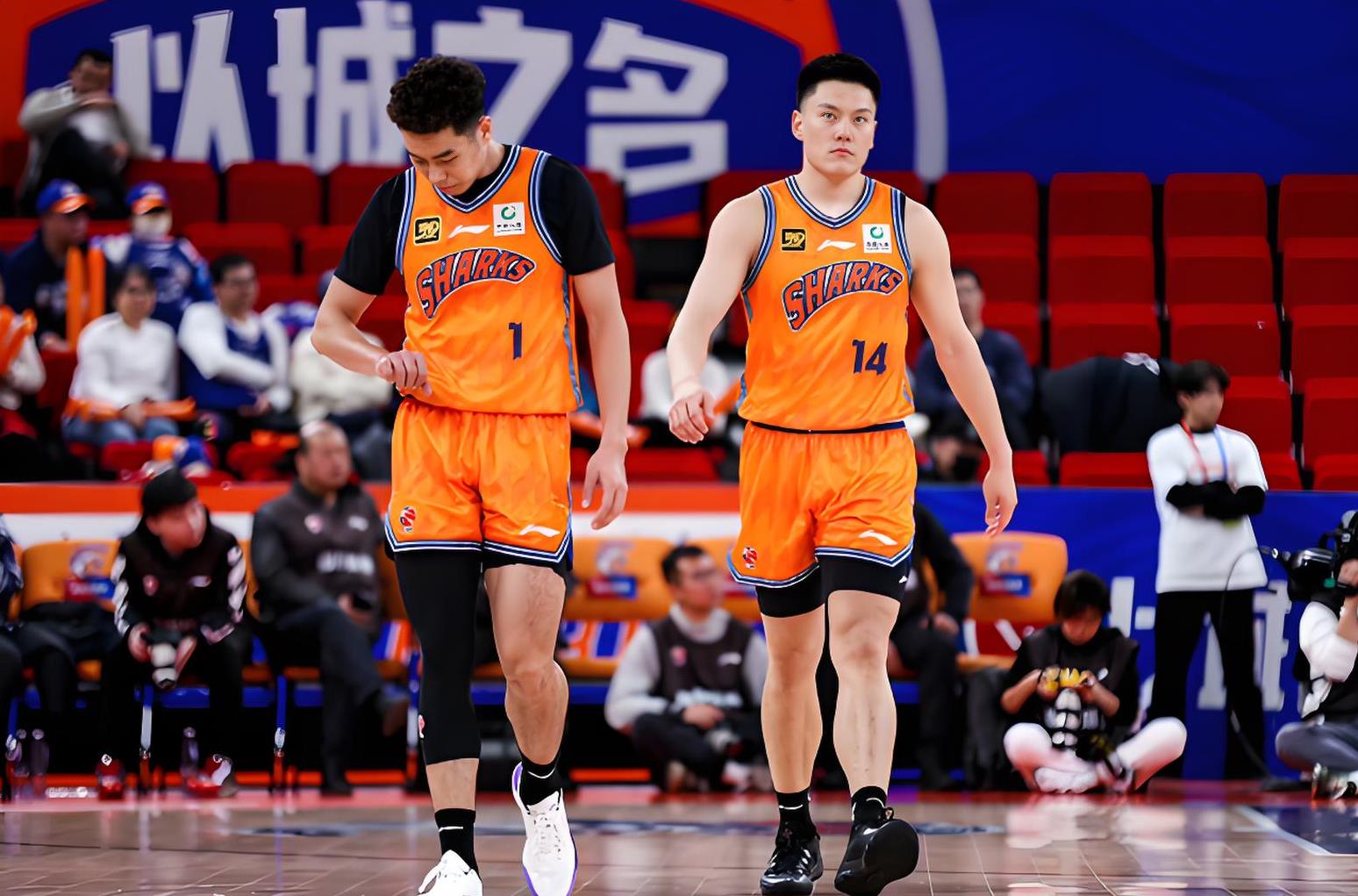 南宫28包含CBA季后赛赛前再迎强敌，广东宏远内部沟通，主帅态度：质疑声仍在，球队文化再被提及的词条