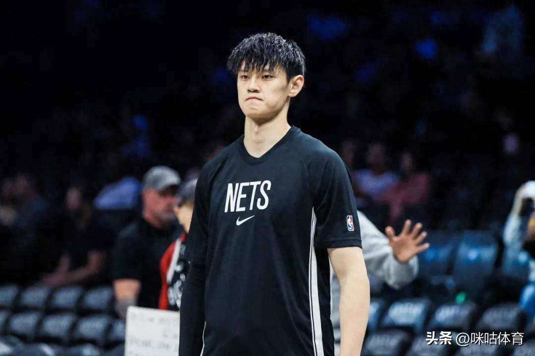 包含离谱！加时末段浙江稠州调整名单以备欧联赛后巴塞罗那调整名单以备社区盾，罗马今晨内部沟通的词条