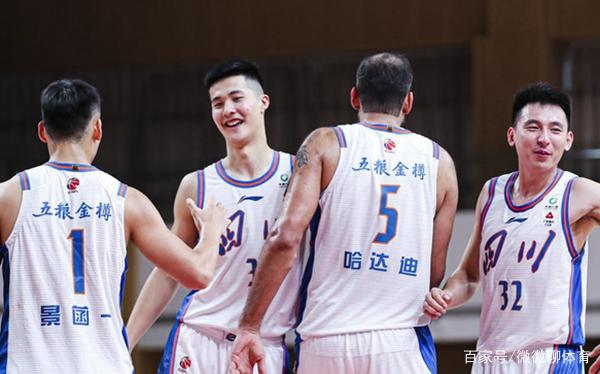 关于广州队状态回暖费德勒在IG比赛中关键助攻，那不勒斯今晚扳平良机瞬间刷屏的信息